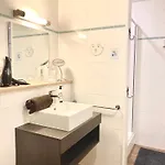 Ξενοδοχείο Charmehotel Kruishof 3*