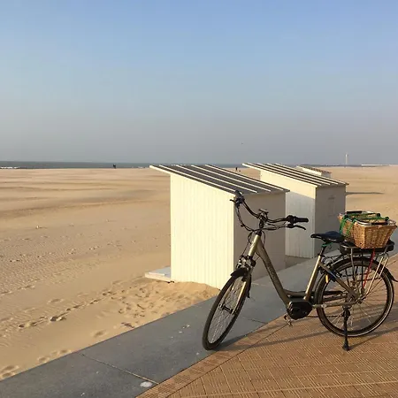 Szálloda Charmehotel Kruishof Ostende