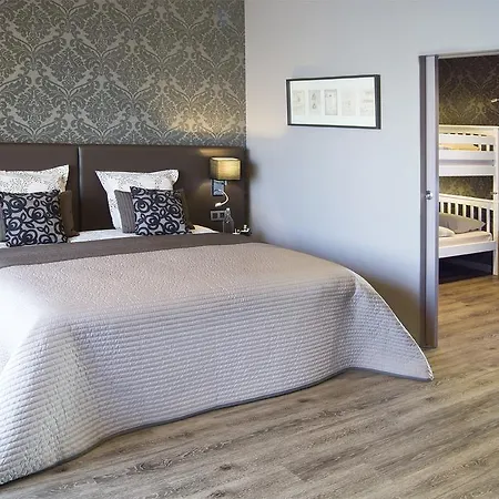 Hotell Charmehotel Kruishof Oostende