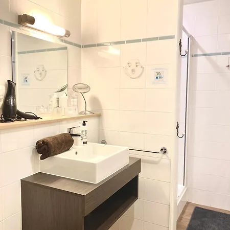 Hotel Charmehotel Kruishof 3*