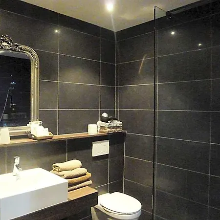 Charmehotel Kruishof 호텔 3*