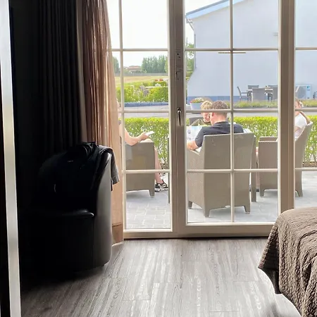 Charmehotel Kruishof 3*